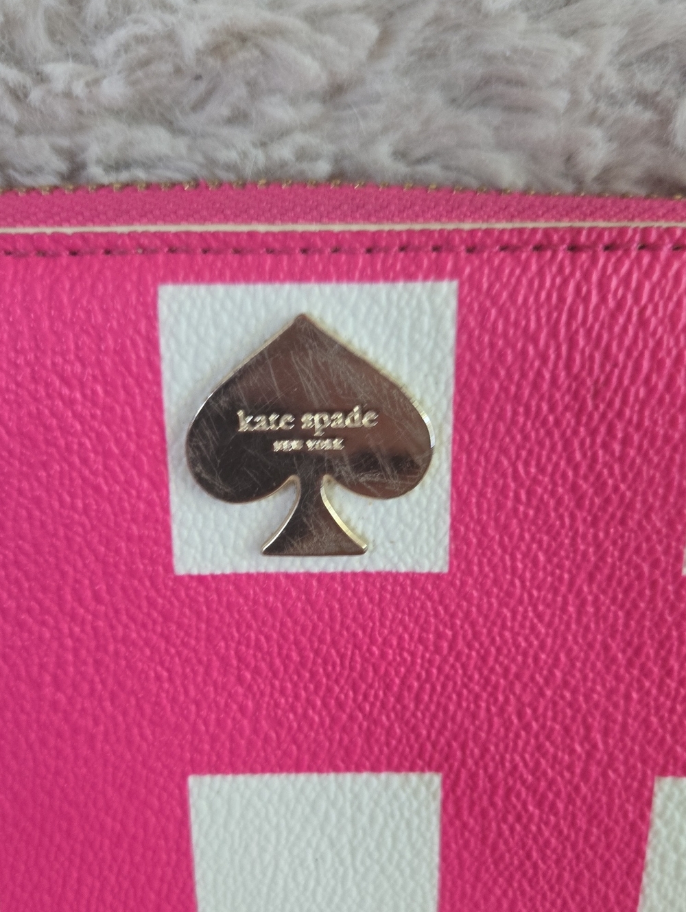 kate spade Hot Pink and White Check Zip-Around Wallet EUC - Picture 2 of 6
